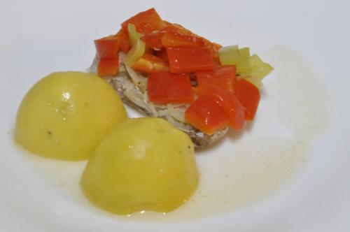 Jak uvařit vepřové plátky se zeleninou v alobalu ? Snadné recept, připravený za 30 - 45 minut